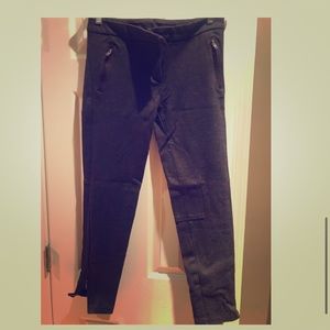 Ella Moss skinny pant leg in size Large